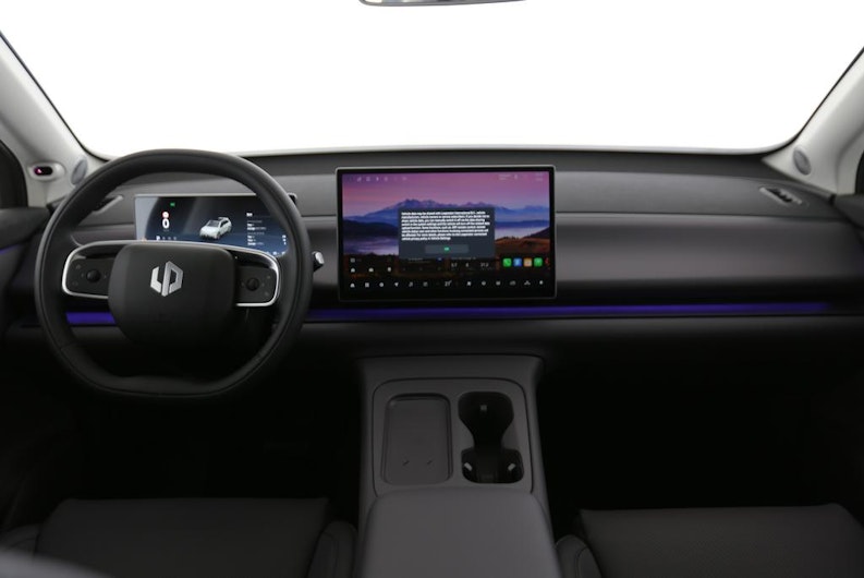 Vehicle image LEAPMOTOR C10