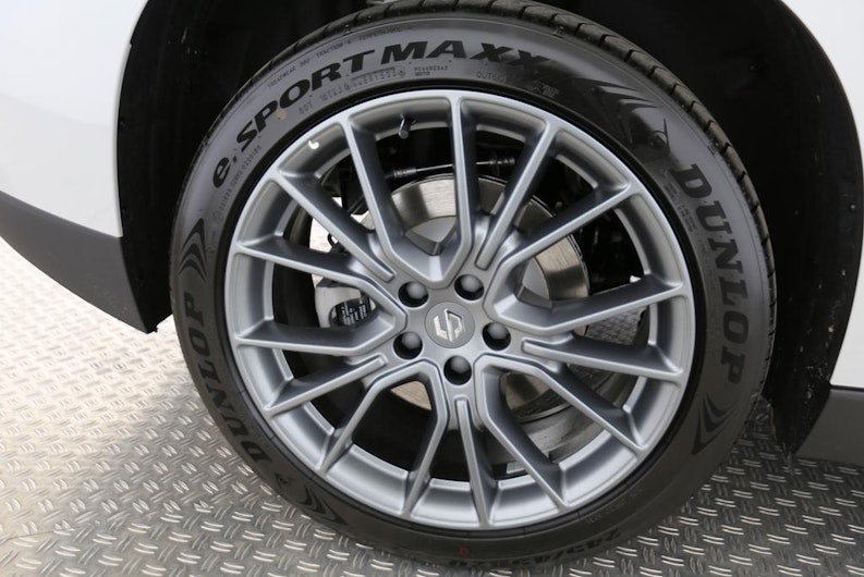 Vehicle image LEAPMOTOR C10