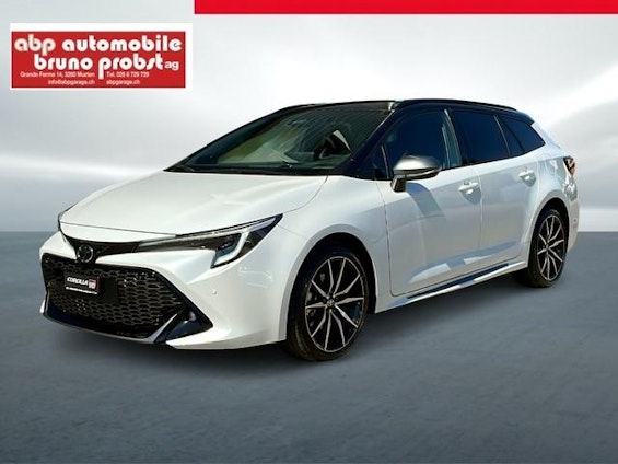 First vehicle image