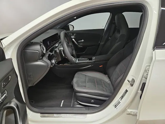 Mercedes-Benz A 250 4Matic AMG Line