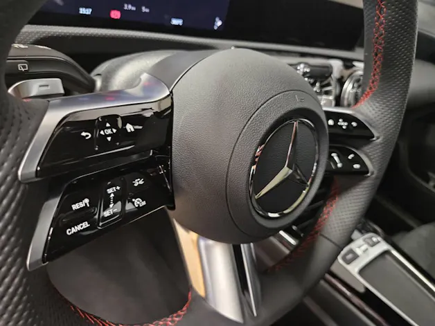 Mercedes-Benz A 250 4Matic AMG Line