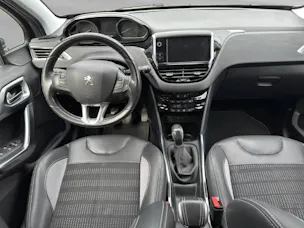 Peugeot 2008 1.6 VTi Allure