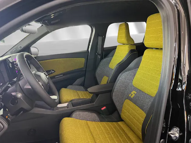 Renault R5 E-Tech Comfort Range iconic five