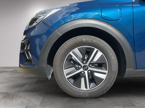 Vehicle image 12 Vehicle image 12