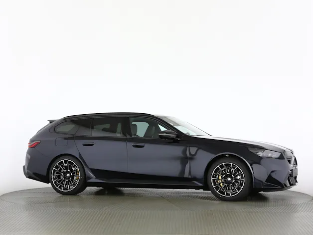 BMW M5 xDrive Touring