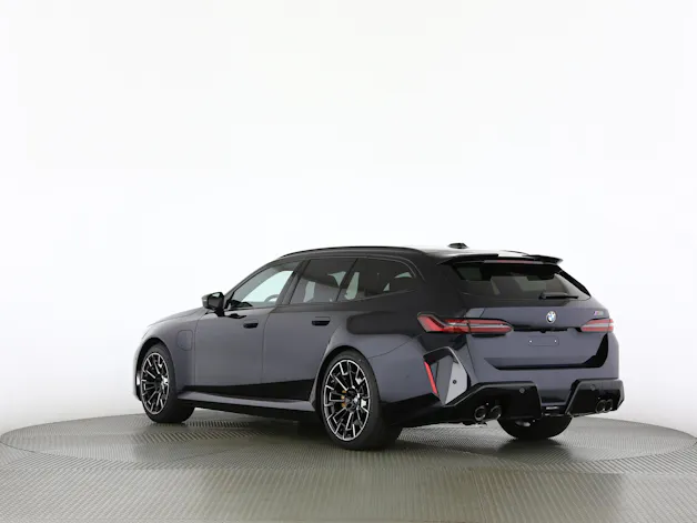BMW M5 xDrive Touring