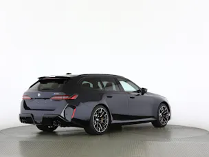BMW M5 xDrive Touring