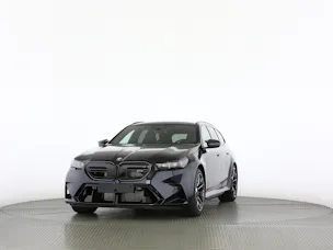 BMW M5 xDrive Touring