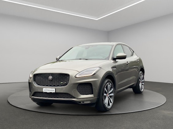 First vehicle image