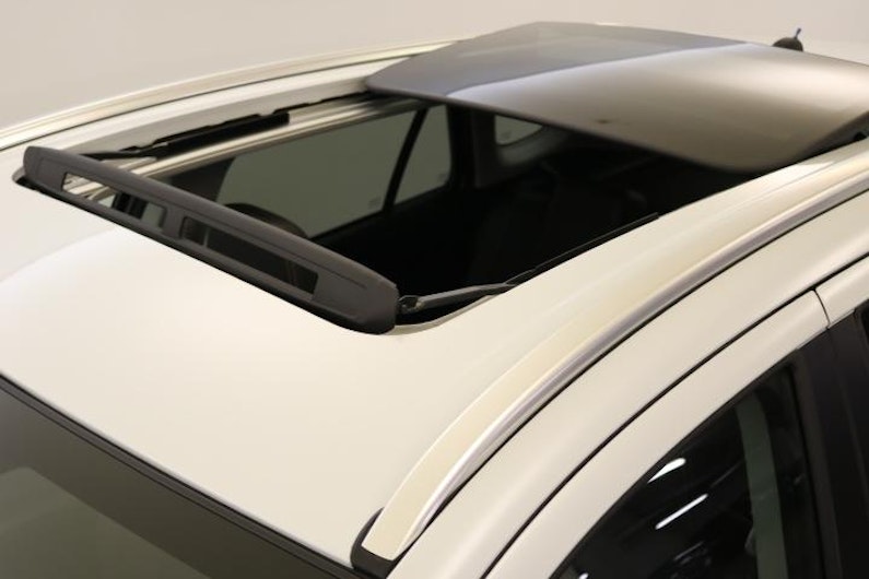 Vehicle image SUZUKI S-CROSS