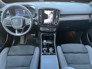 Volvo XC40 2.0 B4 MH Plus Dark