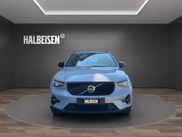 Volvo XC40 2.0 B4 MH Plus Dark