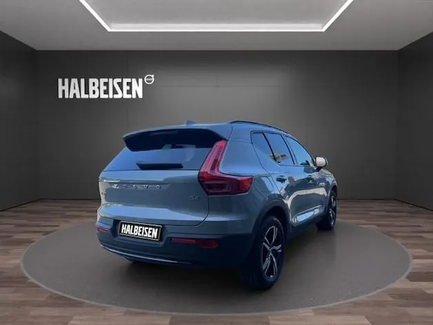Volvo XC40 2.0 B4 MH Plus Dark