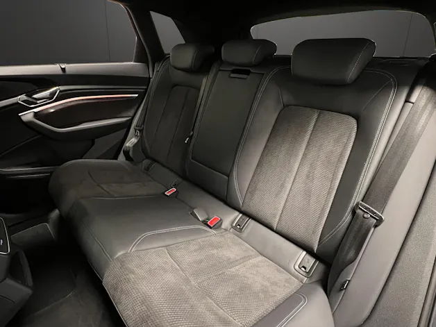 Audi e-tron S quattro