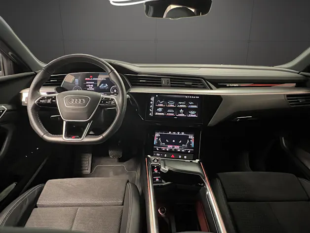 Audi e-tron S quattro