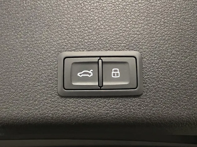 Audi e-tron S quattro