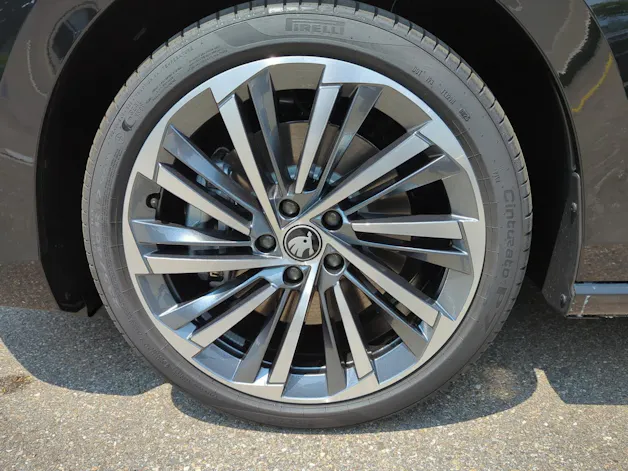 Škoda Superb Combi 1.5 TSI PHEV L&K DSG
