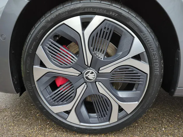 Škoda Octavia Combi 2.0 TSI DSG RS