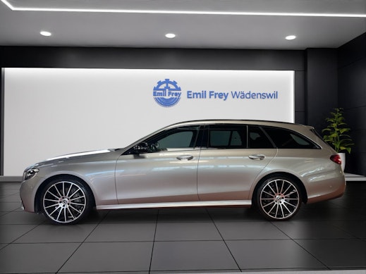 MERCEDES-BENZ E 220 d Swiss Star AMG Line 4matic Kombi 2