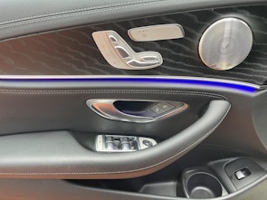 Vehicle image MERCEDES-BENZ E 220 d Swiss Star AMG Line 4matic Kombi