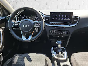 Kia Ceed 1.5 T-GDi MHEV Power