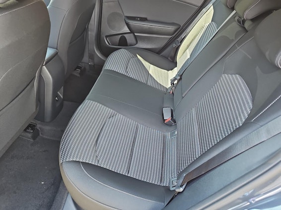 Vehicle image 27 Vehicle image 27