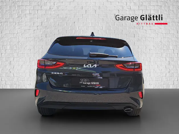 Kia Ceed 1.5 T-GDi MHEV Power