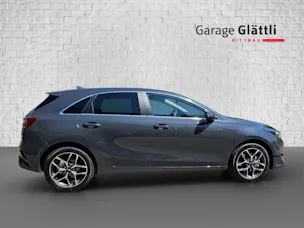 Kia Ceed 1.5 T-GDi MHEV Power