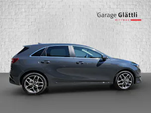 Kia Ceed 1.5 T-GDi MHEV Power
