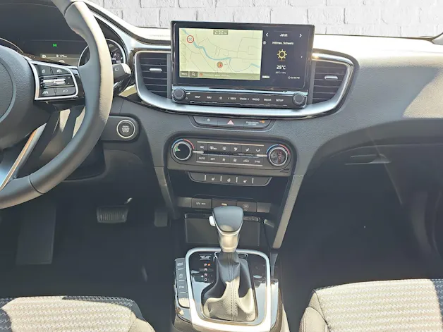 Kia Ceed 1.5 T-GDi MHEV Power