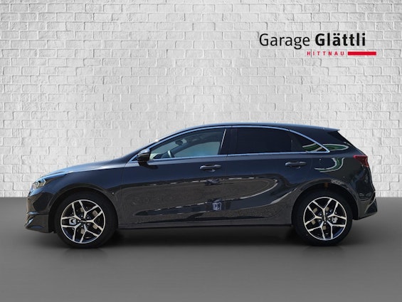 Vehicle image 34 Vehicle image 34