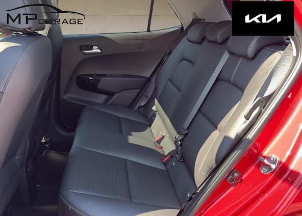 Vehicle image 13 Vehicle image 13