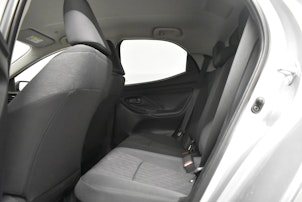 Vehicle image TOYOTA Yaris 1.5 VVT-i HSD Trend