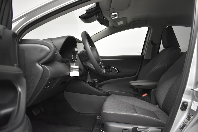 Vehicle image TOYOTA YARIS