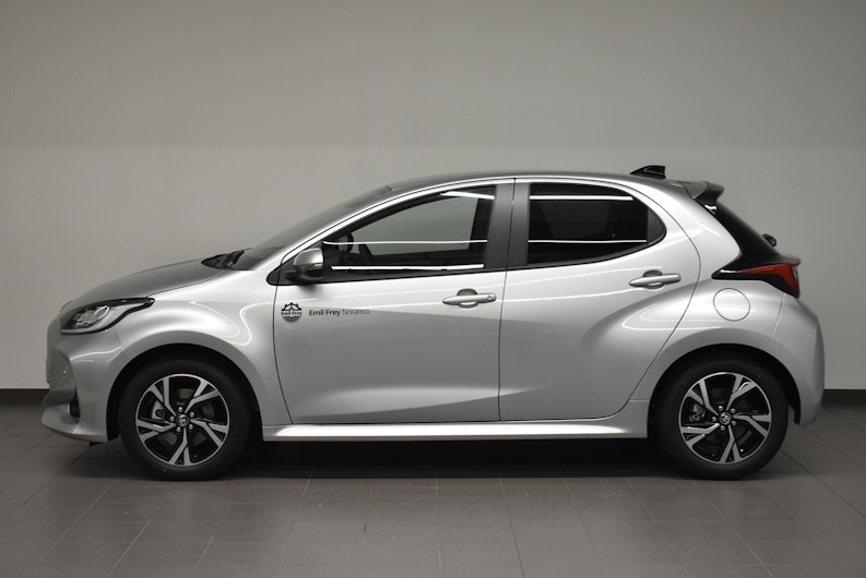 Vehicle image TOYOTA YARIS
