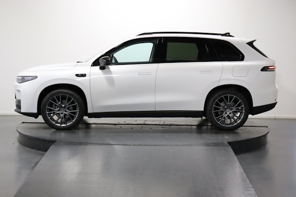 LEAPMOTOR C10 1.5 REEV Design 1