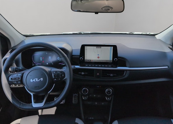 Vehicle image 10 Vehicle image 10