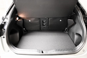 Fahrzeugbild TOYOTA Yaris Cross 1.5 VVT-i HSD Premium AWD-i