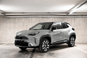 Fahrzeugbild TOYOTA Yaris Cross 1.5 VVT-i HSD Premium AWD-i