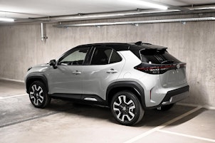 Fahrzeugbild TOYOTA Yaris Cross 1.5 VVT-i HSD Premium AWD-i
