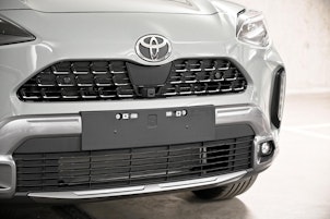 Fahrzeugbild TOYOTA Yaris Cross 1.5 VVT-i HSD Premium AWD-i