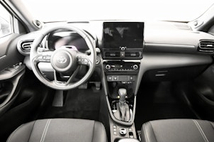 Fahrzeugbild TOYOTA Yaris Cross 1.5 VVT-i HSD Premium AWD-i