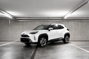 Fahrzeugbild TOYOTA Yaris Cross 1.5 VVT-i HSD Premium AWD-i
