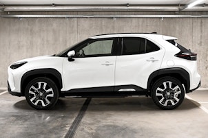 Vehicle image TOYOTA Yaris Cross 1.5 VVT-i HSD Premium AWD-i