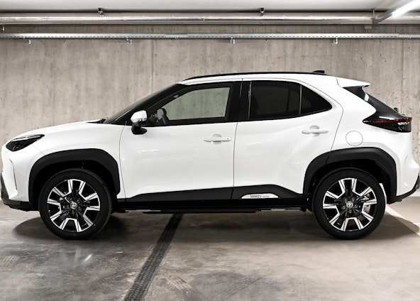 Vehicle image 5 Vehicle image 5