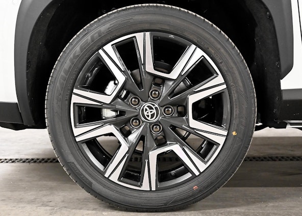 Vehicle image 4 Vehicle image 4