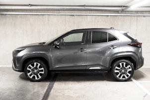 Vehicle image TOYOTA Yaris Cross 1.5 VVT-i HSD Premium AWD-i