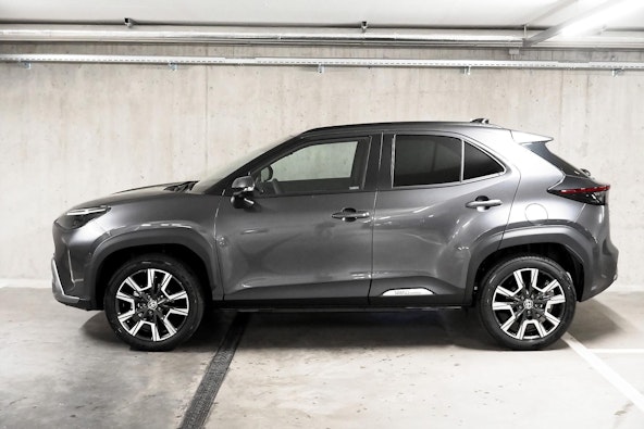 Vehicle image 3 Vehicle image 3