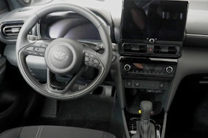 Vehicle image TOYOTA Yaris Cross 1.5 VVT-i HSD Premium AWD-i