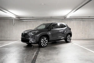 Fahrzeugbild TOYOTA Yaris Cross 1.5 VVT-i HSD Premium AWD-i